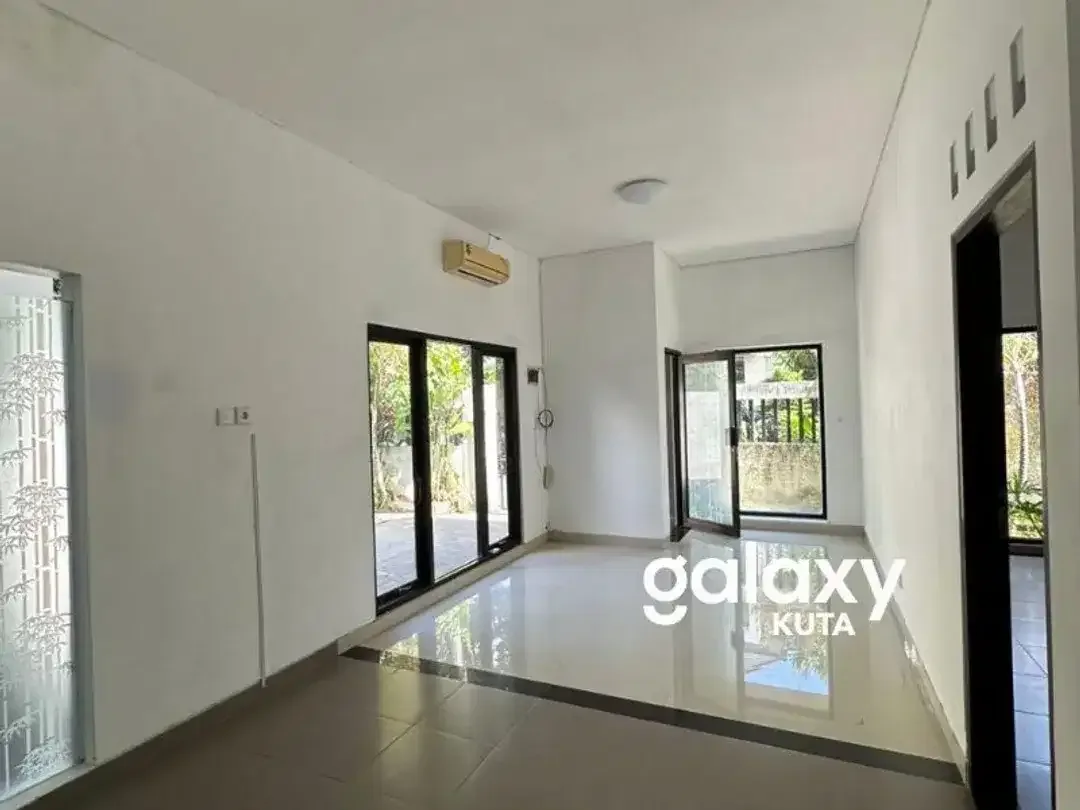 DISEWAKAN MINIMALIS HOUSE IN MERDEKA RENON DENPASAR - Image 3 of 7