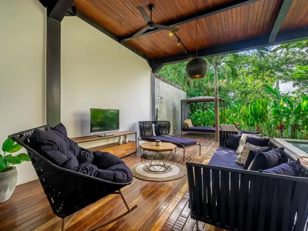 Modern Industrial Style Villa with Green Views in Tumbak Bayuh - Image 2 of 10