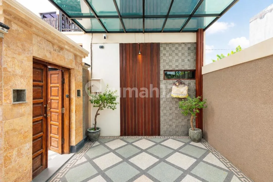 Villa Modern 3 Kamar dengan Private Pool Dekat Seminyak, Umalas & Canggu - Fully Furnished - Image 4 of 4