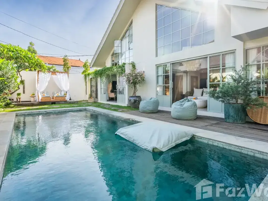 4 Bedroom Villa for rent in Seminyak, Bali - Image 3 of 10