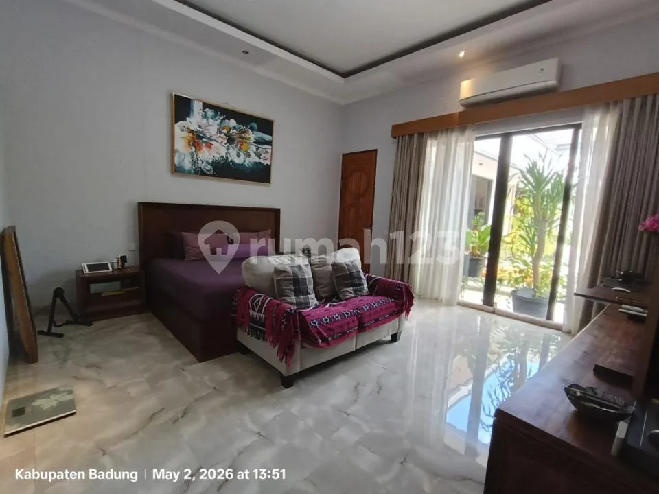 Villa Mewah 3 Kamar Tidur di Berawa - 8 Menit ke Pantai - Investasi Utama - Image 3 of 4