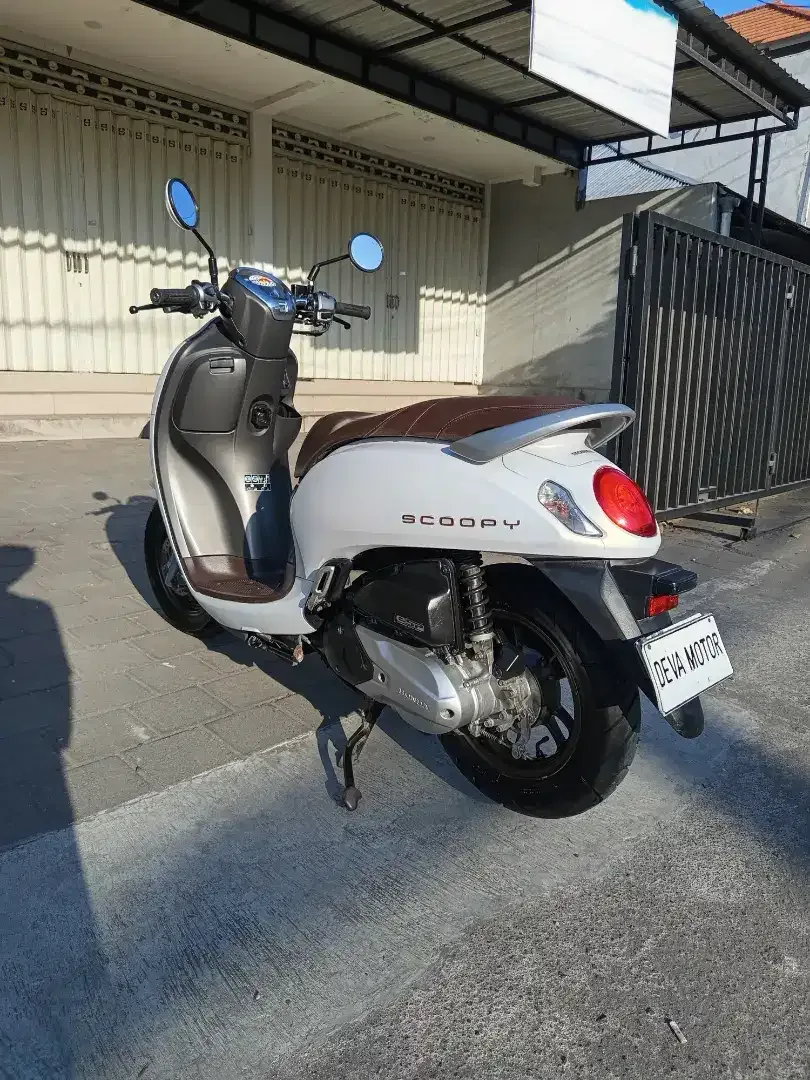 Scoopy 2023 putih Deva motor - Image 2 of 5