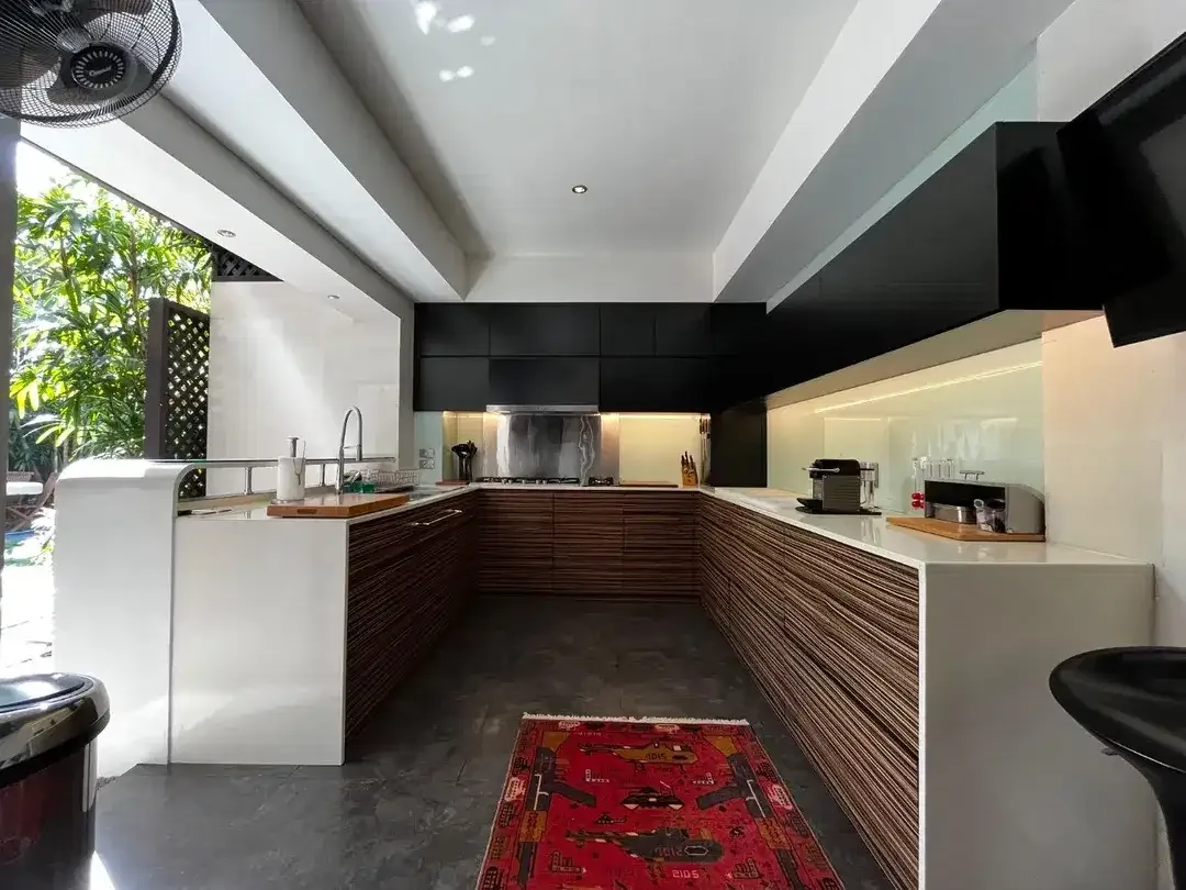DIJUAL VILLA MEWAH FREEHOLD – PURI GADING, JIMBARAN - Image 1 of 10