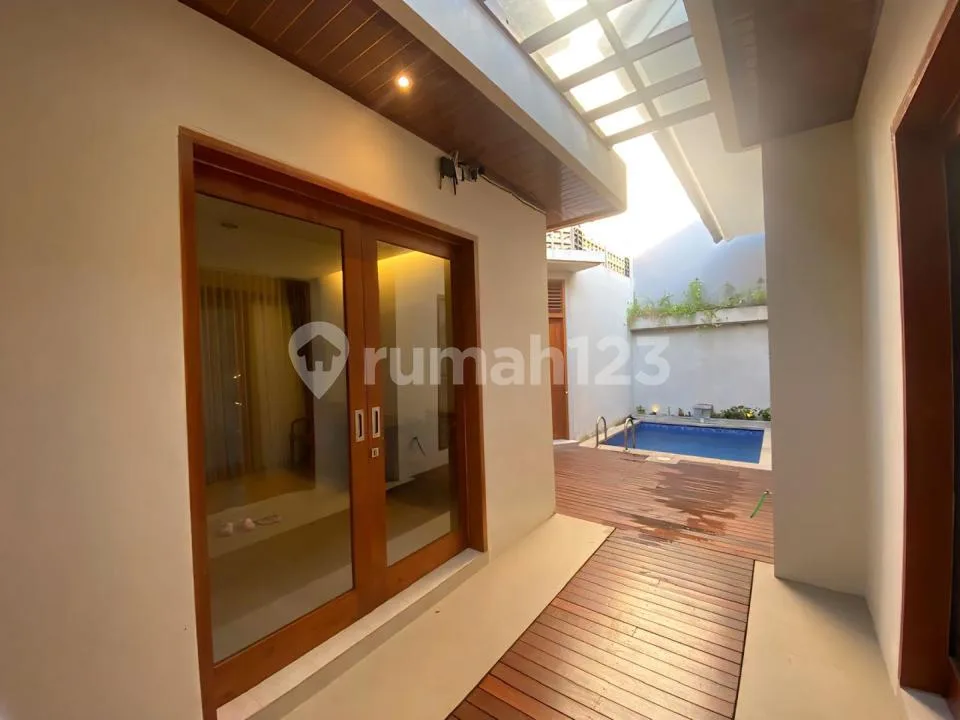 Modern 2-Bedroom Villa For Yearly Rent In Tumbak Bayuh! - Image 3 of 4