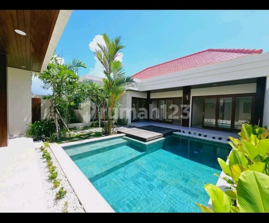 Beautiful Villa Modern Style - Image 1 of 4