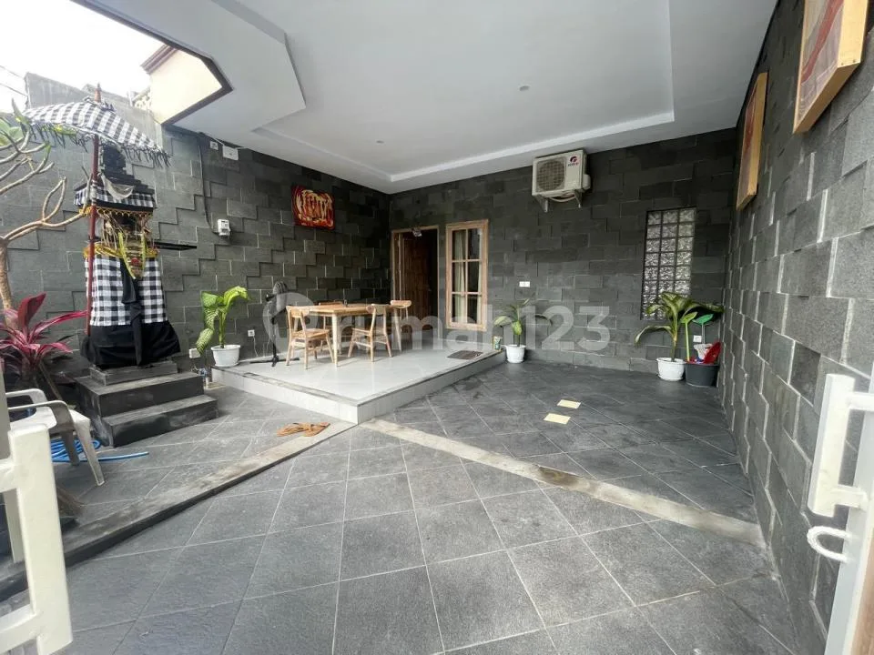 Disewakan Villa Modern 2 Lantai Furnished di Sanur Denpasar - Image 2 of 4