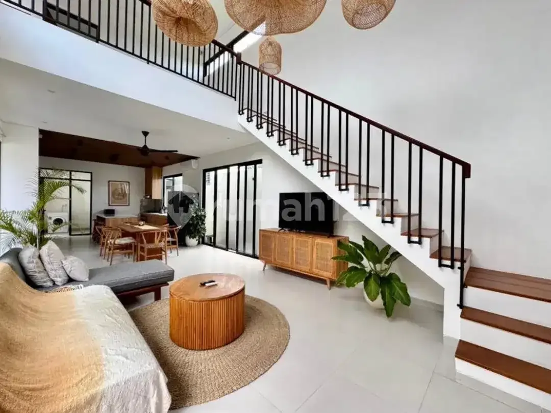Tropical Modern Villa For Yearly Rent In Pererenan 2 Minutes From Beach - Image 4 of 5
