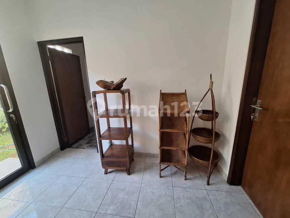 Disewakan Rumah 3+1 Kamar Tidur di Gatsu Tengah Denpasar - Cluster One Gate Security, Kolam Renang, Dekat Living World - Image 2 of 4