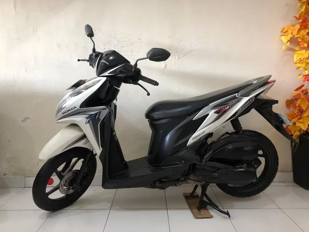 Honda Vario Techno Th.2013 hitam putih - Image 1 of 9