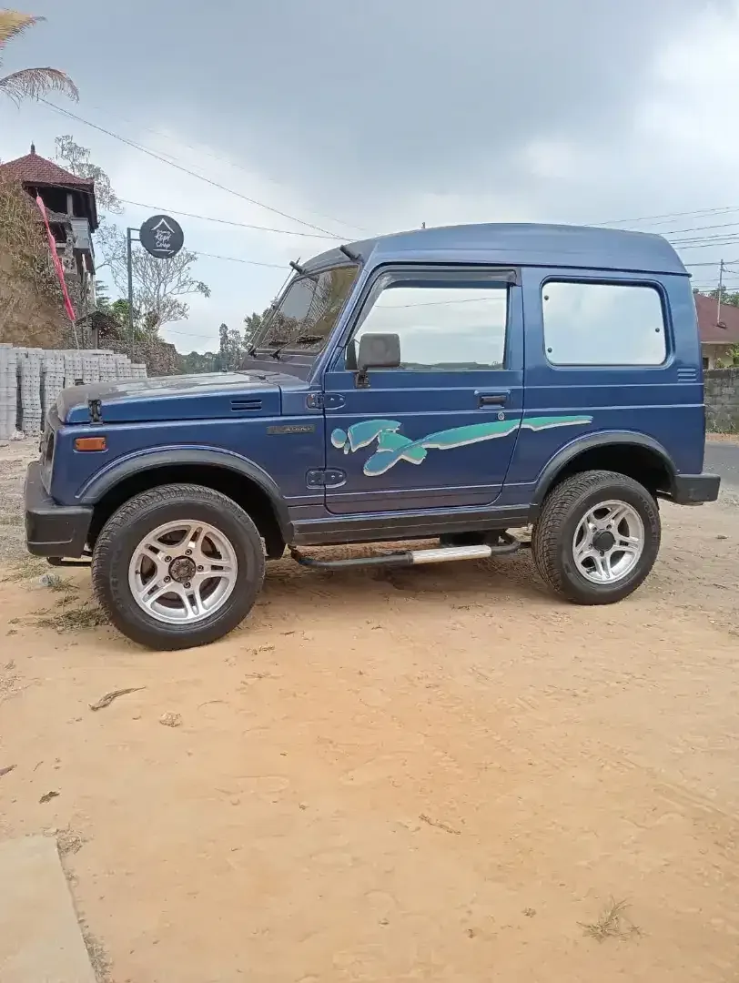 Suzuki Jimny 2004 Bensin - Image 2 of 10
