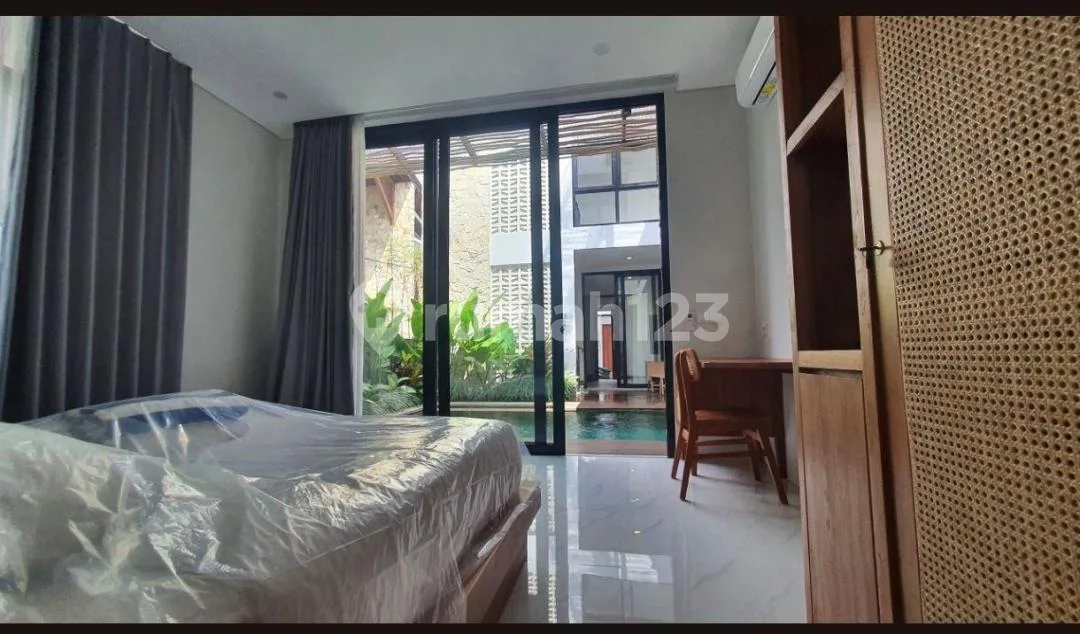Modern 3Br Villa | 9 Min Pererenan, 7 Min Seseh Beach V96 - Image 3 of 4
