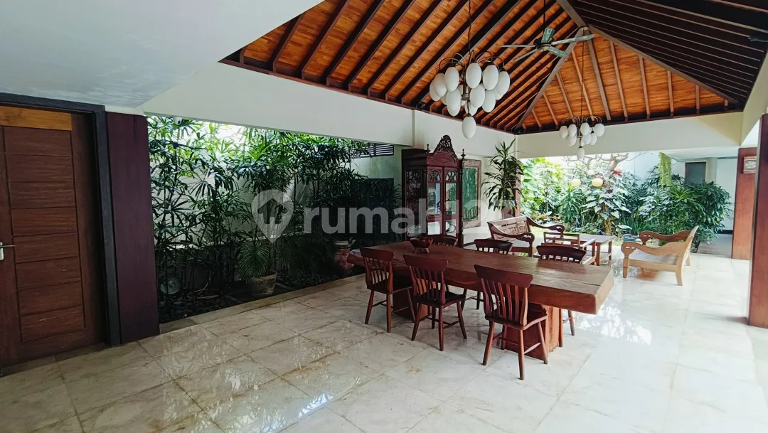 Rumah Mewah Dikawasan Elit Teras Ayung Gatsu Timur Denpasar - Image 4 of 4