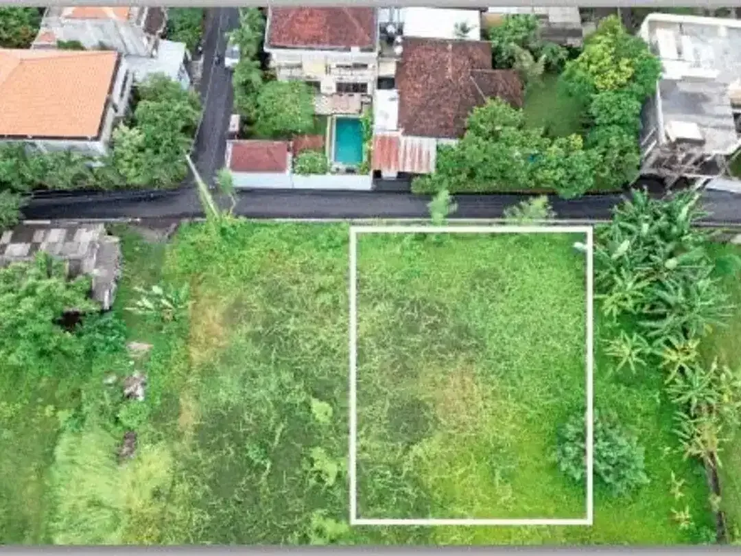 LAND FOR LEASE IN PADONAN, TIBUBENENG – STRATEGIC LOCATION NEAR CANGGU & BERAWA - Image 1 of 1