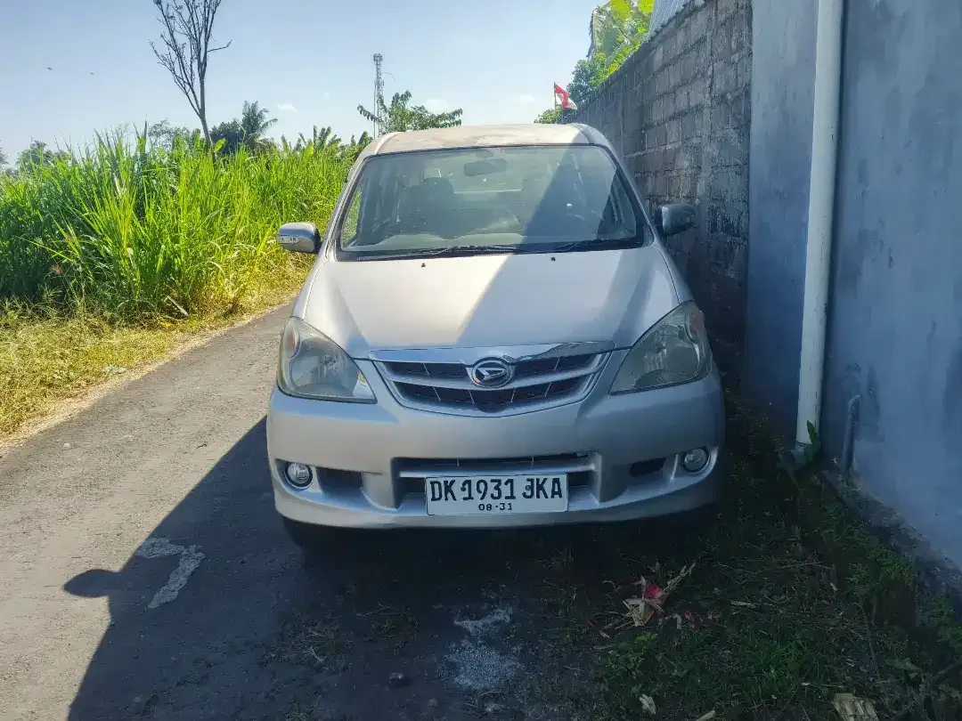 Jual xenia Li,THN 2010 - Image 1 of 3