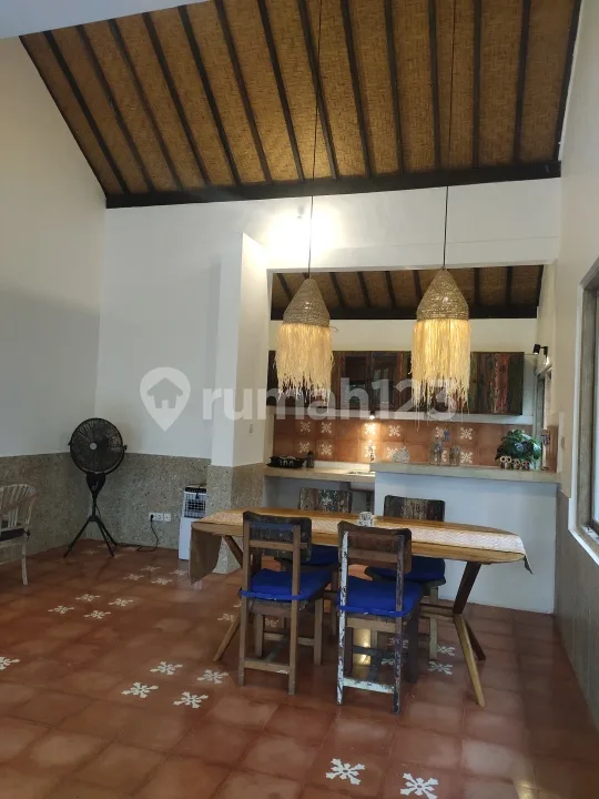 Villa dengan Private Pool Dekat Pantai Sanur - Image 3 of 4