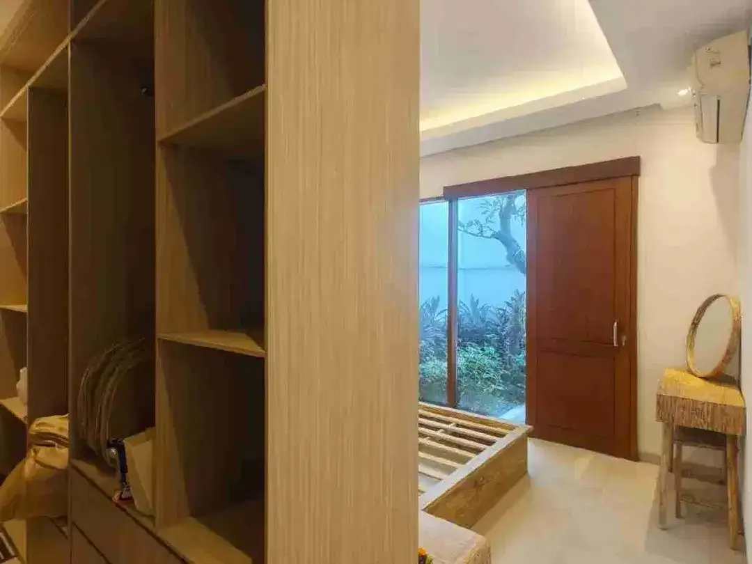 Disewa Rumah Semi Villa Furnitur Lengkap dengan Desain Modern - Image 9 of 10