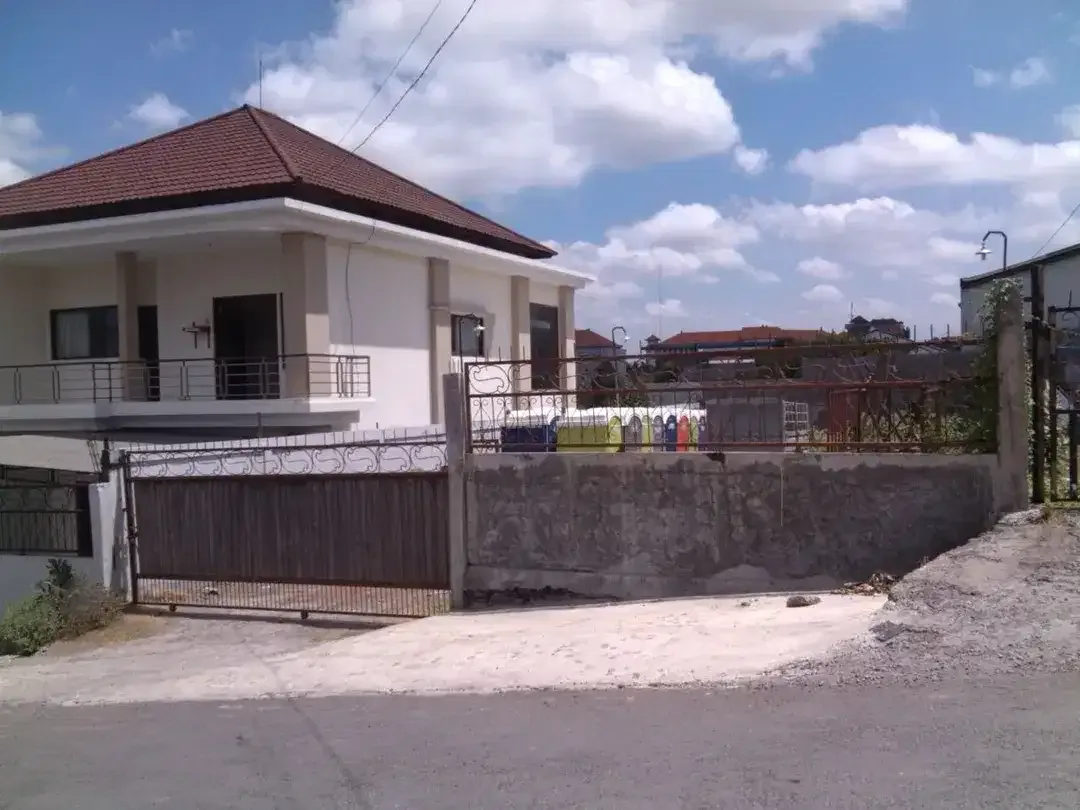 Dijual cepat Sebidang tanah Lokasi jalan cargo denpasar bali - Image 1 of 10
