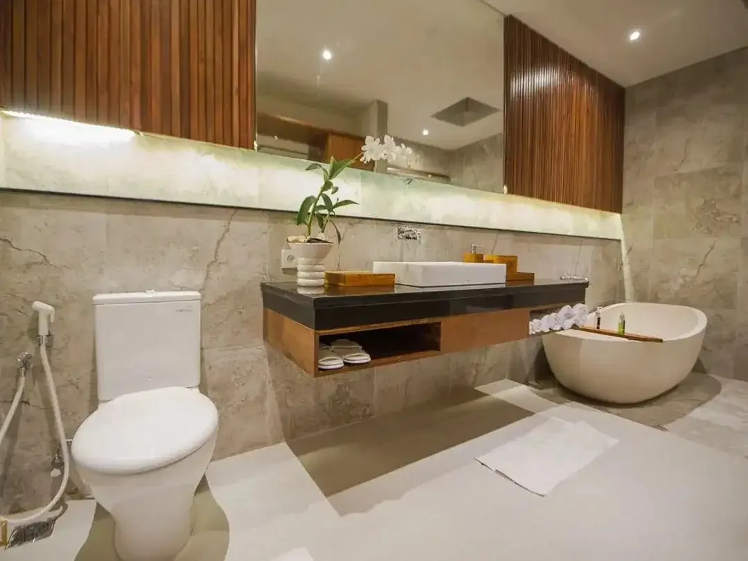 5 VILLA & 1 OFFICE DI KOMPLEK LOD TUNDUH UBUD GIANYAR DEKAT RS - Image 7 of 10