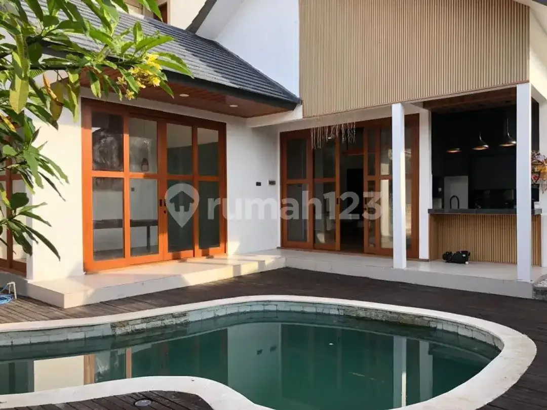 Villa Baru Area Jimbaran Desain Modern Tropical - Image 3 of 5