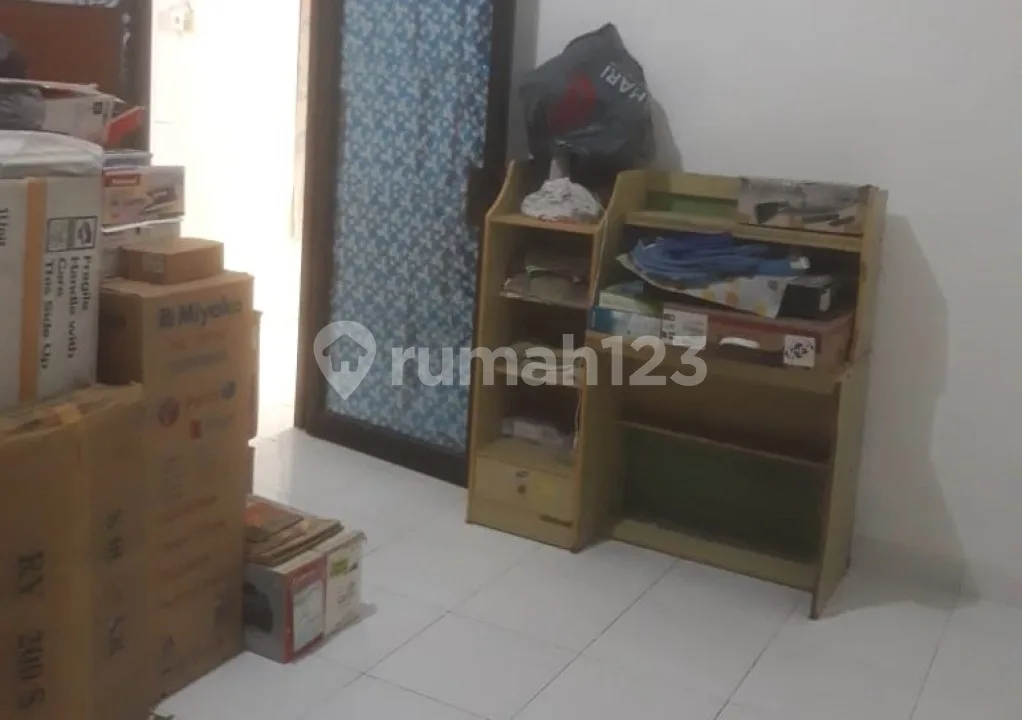 Dijual Hanya Satu Unit Ruko Murah Area Bisnis Kuliner Dekat Wong Solo Renon Bali - Image 4 of 4