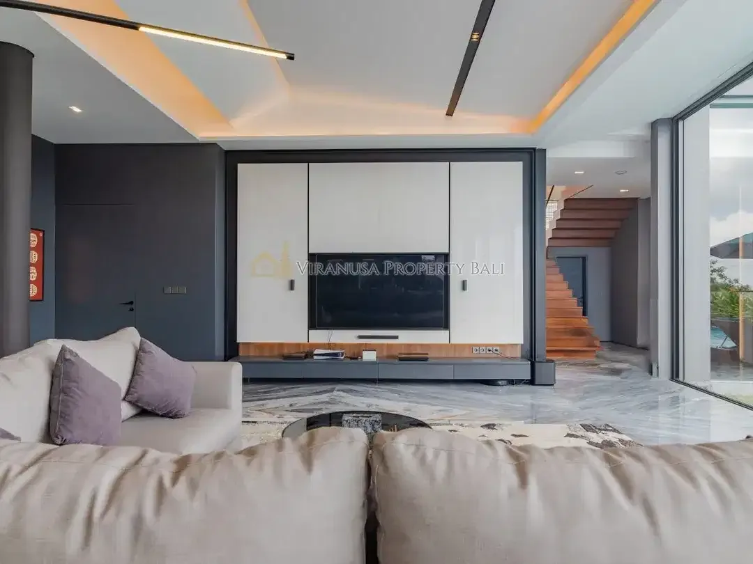 Luxury Villa In Umalas - Ocean & Rice Field View - 5Br - Image 3 of 10
