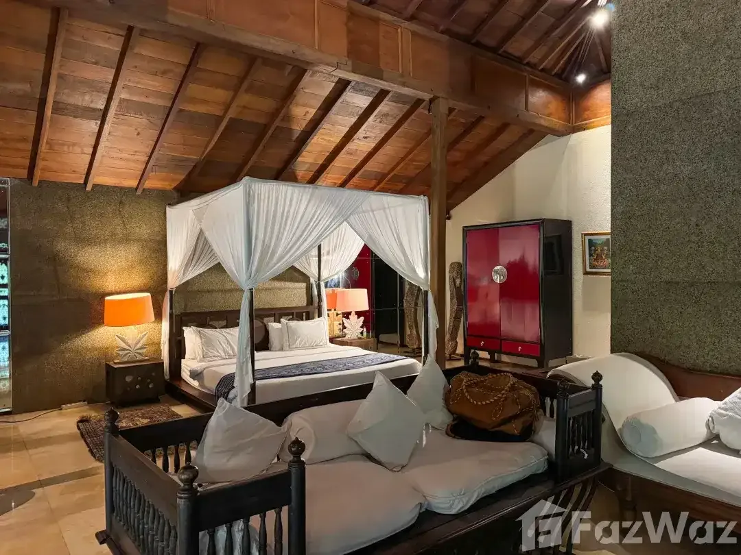 6 Bedroom Villa for sale in Seminyak, Bali - Image 6 of 10