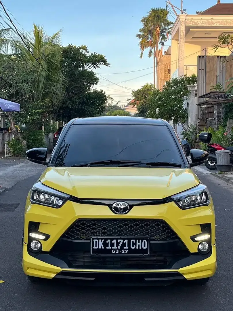 DP 12 JT RAIZE GR 1.0 TURBO ASLI BALI LOW KILOMETER - Image 1 of 10