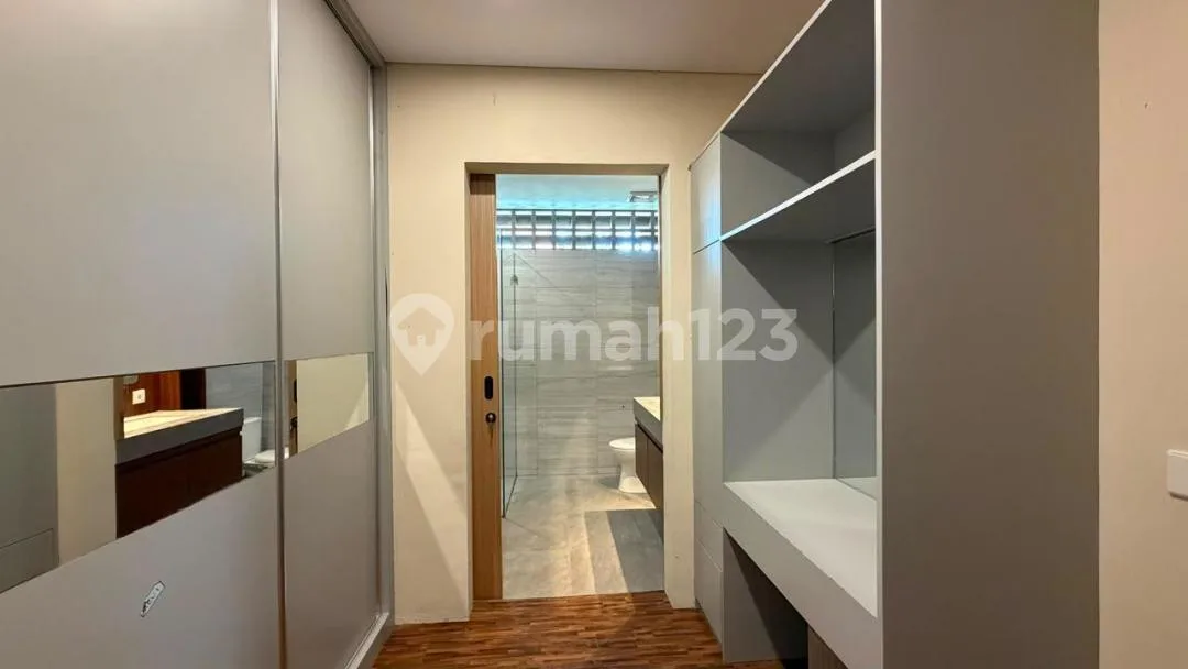 For Lease Luxury Villa Full Funished Near Sanur - Image 3 of 4