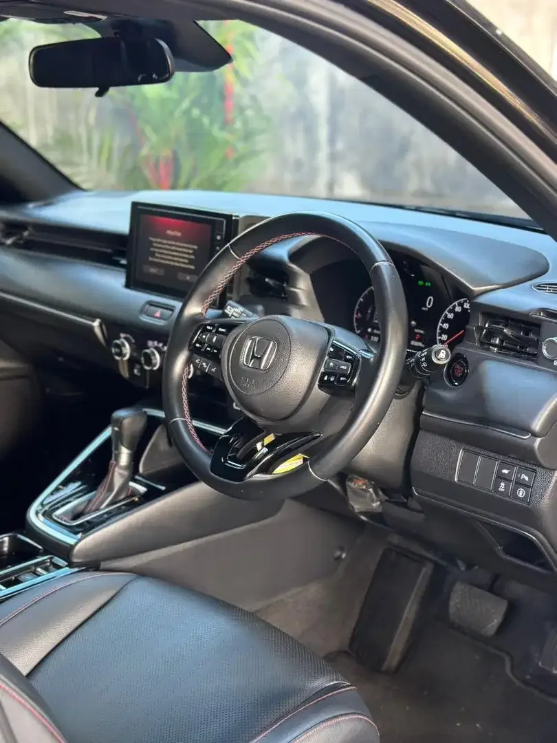 HRV RS 2022 TURBO MATIC LOW KM TERIMA DK ISTIMEWA SIAP PAKAI - Image 5 of 10
