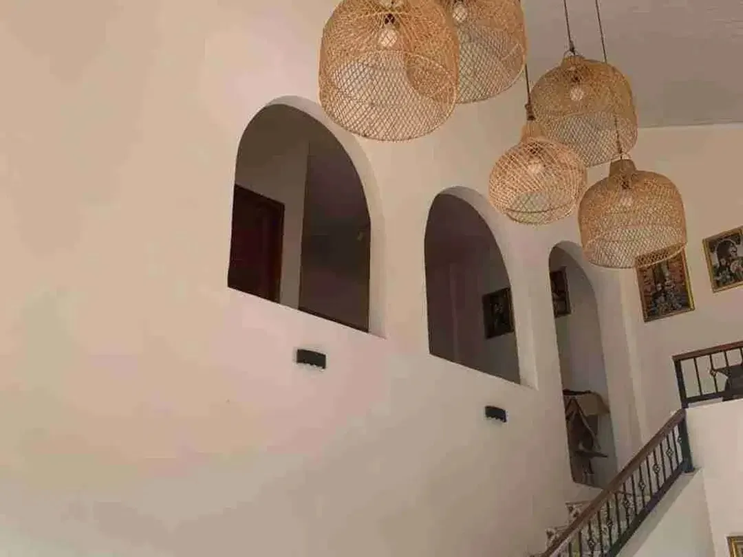 Rumah Baru Mewah 3Lt Furniture Gn soputan Dkt Sunset Road, Transmart - Image 6 of 10