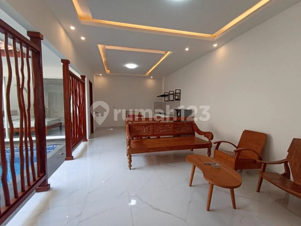 Villa Modern Luxury 2 Bathroom Ensuite Bathroom, Canggu - Image 4 of 4