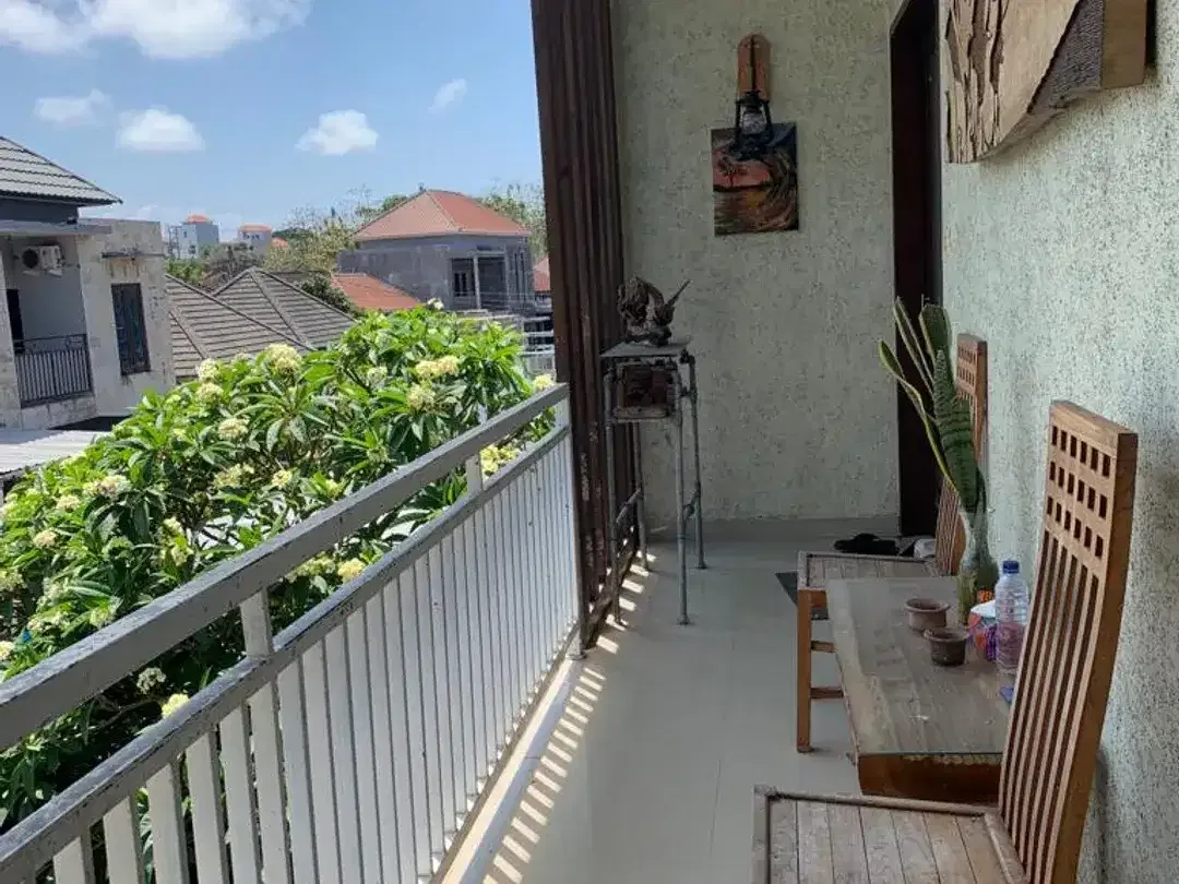 Villa 2 Lantai dengan 3 Bedrooms di Ungasan - Image 6 of 10