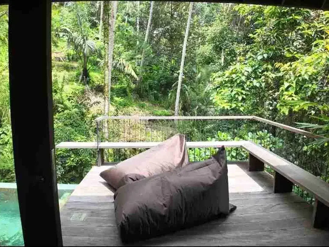 1BR Pool Villa Jungle & River View di Ubud – Rp3,25 Miliar - Image 8 of 10