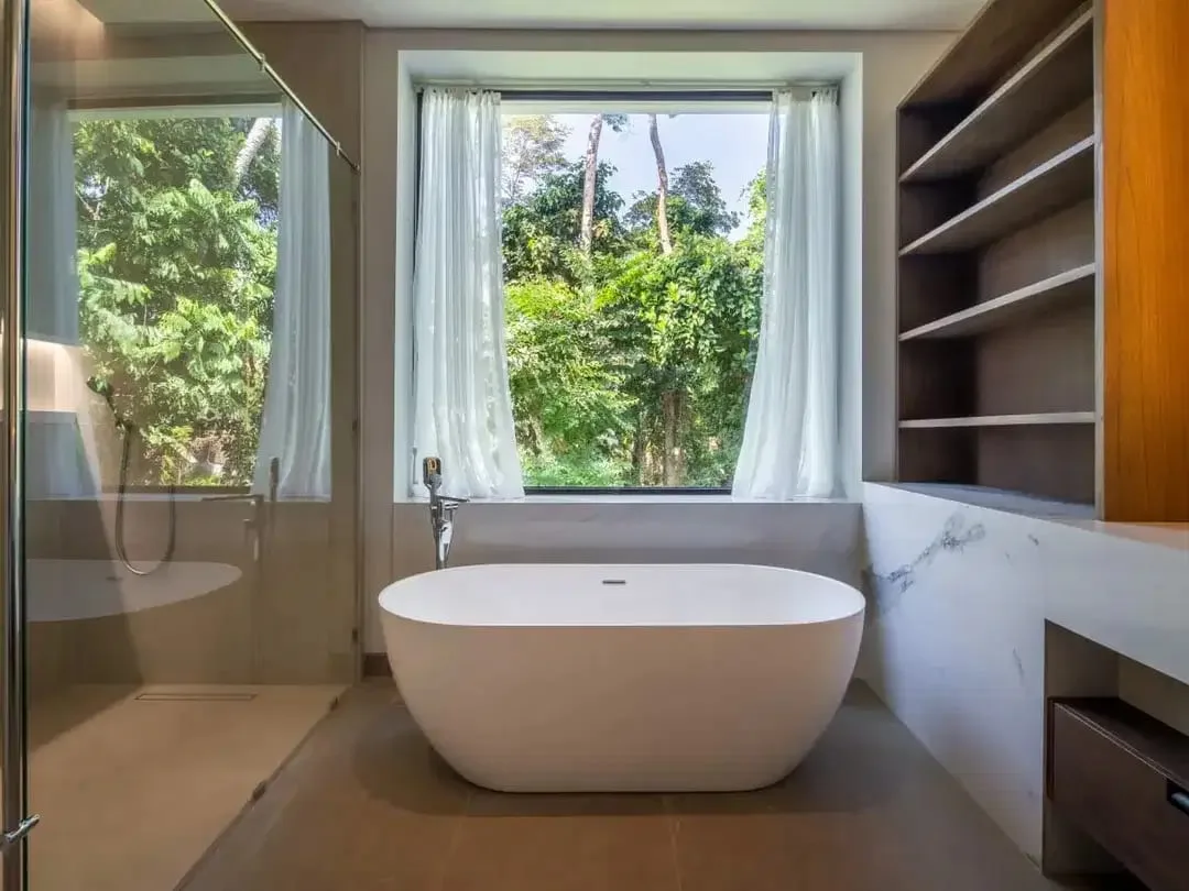 Exclusive Luxury Villa For Sale - 4 Bedroom Masterpiece in Ubud - Image 9 of 10