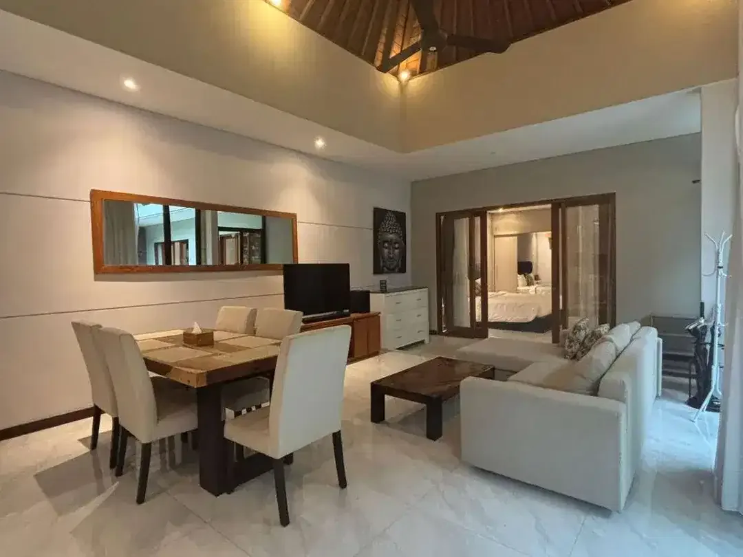 DISEWAKAN VILLA 1 LANTAI DI UMALAS KUTA UTARA DEKAT PANTAI - Image 2 of 10