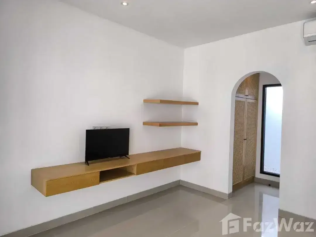 2 Bedroom Villa for rent in Seseh, Bali - Image 9 of 10