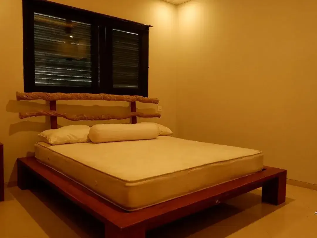Villa 3+1 Bedroom dengan Private Pool Disewakan di Pengiyasan, Sanur - Image 3 of 6
