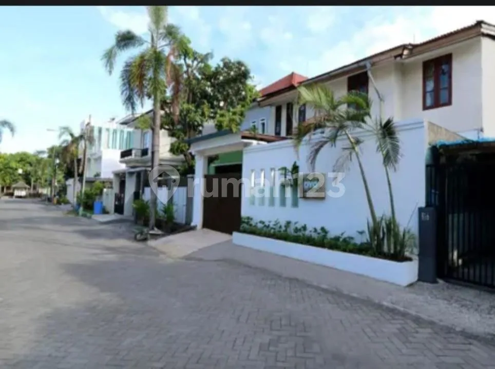 Dijual Rumah Siap Huni Di Kawasan Elit Mertanadi - Image 2 of 4