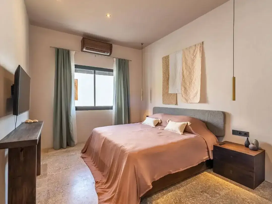 Di Sewakan / di Jual Villa 3 Bedroom - Lokasi Umalas Bumbak - Bali - Image 4 of 10