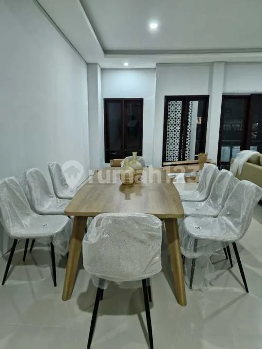 Disewakan Rumah Bagus Sesetan Area Denpasar Selatan View Sawah - Image 3 of 4