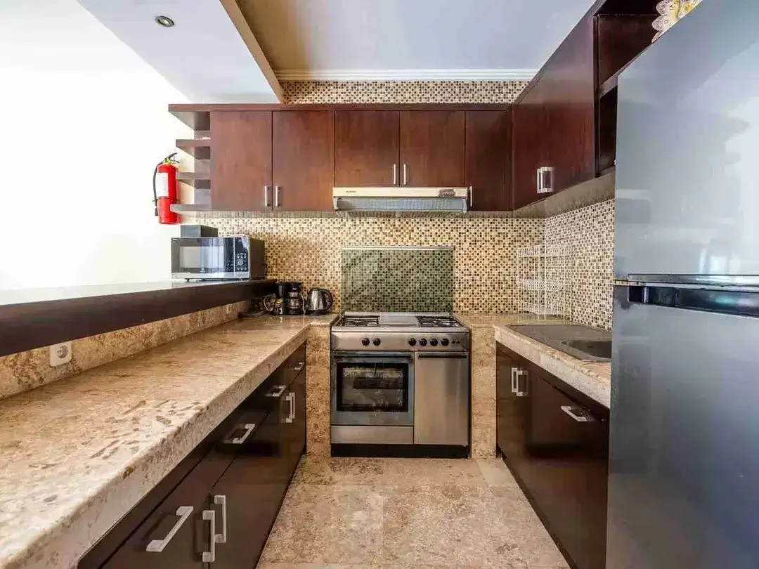 2 Storey VILLA FOR SALE in Uluwatu street, Ungasan Bali near Puri gading - Image 8 of 10