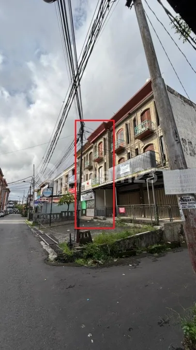 Dijual Cepat! Ruko Siap Usaha 3 Lantai Denpasar Barat, Pusat Bisnis, Dekat Mall & Bank - Image 1 of 4