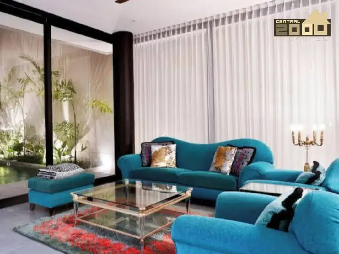 Dijual / Freehold - Luxury Villa 3 Bed, Pantai Batu Bolong, Canggu, Bali - Image 3 of 10