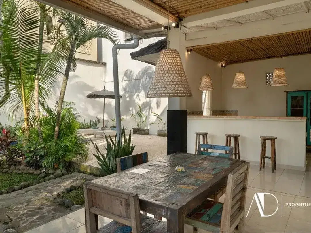 LEASEHOLD | 3-BEDROOM TROPICAL VILLA IN BATU BOLONG, CANGGU - Image 4 of 10