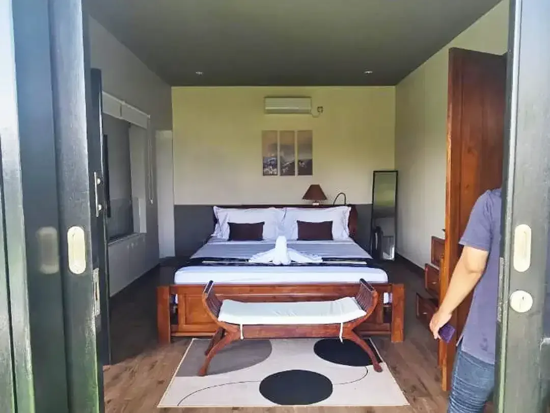Villa Cantik Pinggir Pantai Tanjung Benoa Nusa Dua Bali - Image 9 of 10