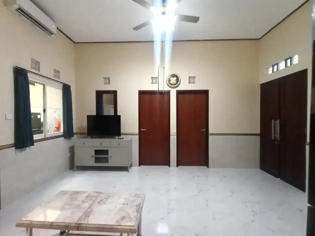Rumah Minimalis Siap Huni Bebas Banjir Dekat Puja Mandala di Nusa Dua - Image 2 of 10