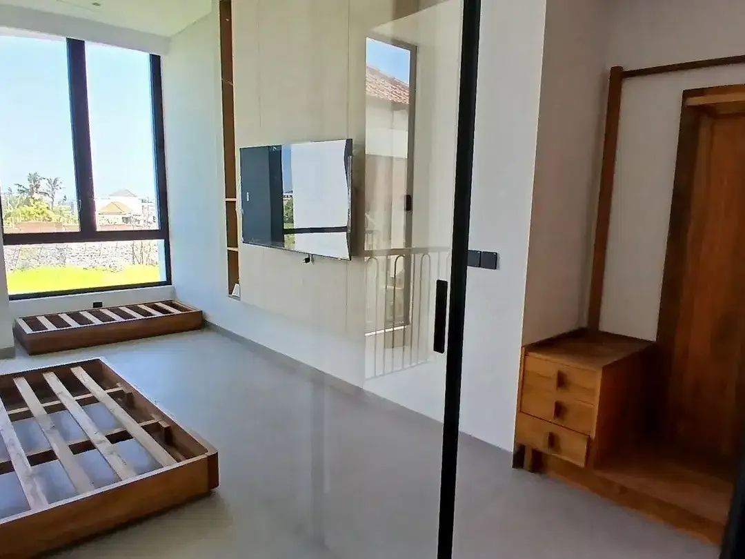 2Br Brand-New Modern Villa In Munggu With Gym Access, Seseh - Ready Soon - Image 8 of 10