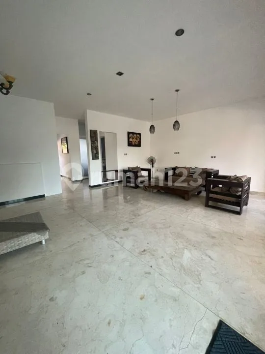 Disewakan Villa 4,5A di Jln Gunung Catur Gatsu Barat Denpasar Bali - Image 4 of 4