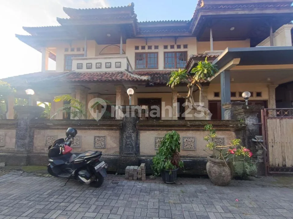 Rumah Super Besar dan Luas Renon Denpasar Bali - Image 1 of 4