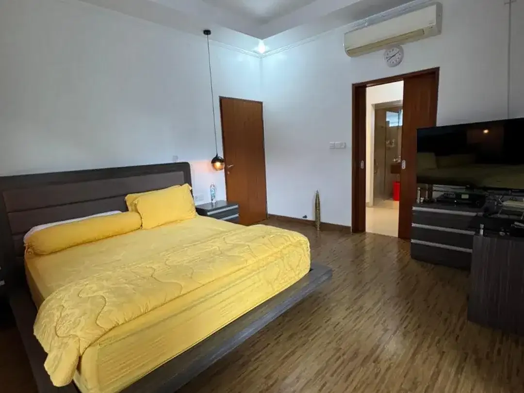 FULLY FURNISHED MODERN HOME PANJER DENPASAR - Image 7 of 10
